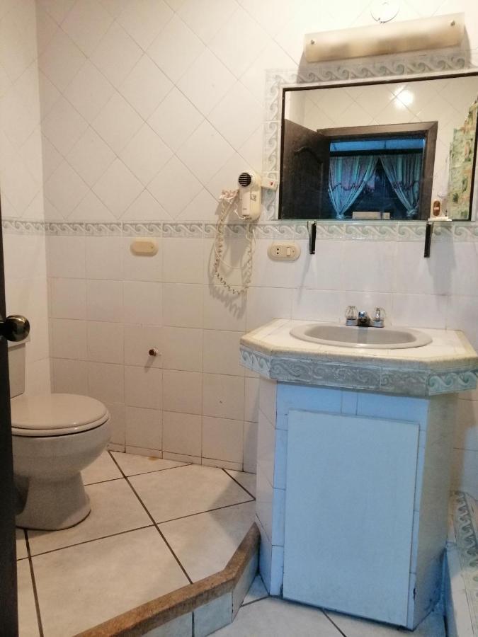 Hotel Sol De Oro جواياكيل المظهر الخارجي الصورة