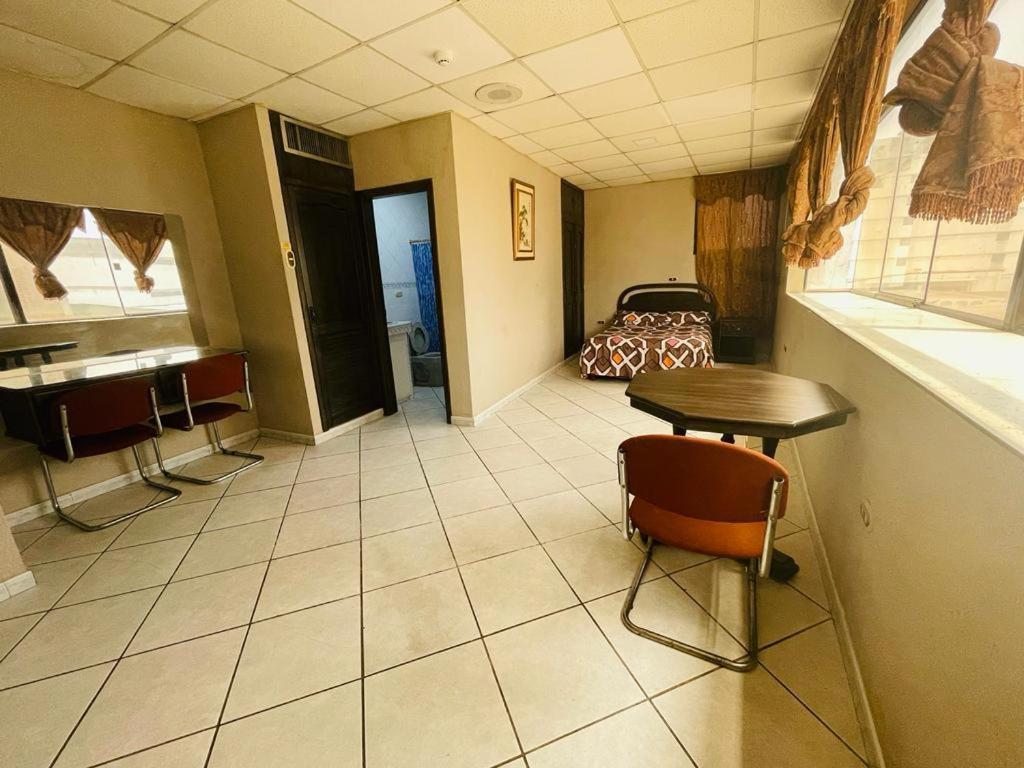 Hotel Sol De Oro جواياكيل المظهر الخارجي الصورة